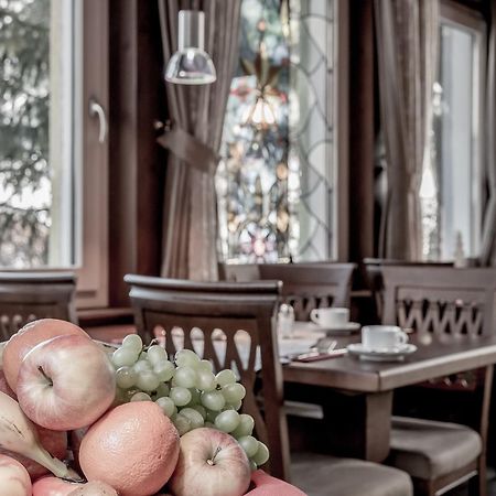 Hotel Garni Caroline Ischgl Ngoại thất bức ảnh