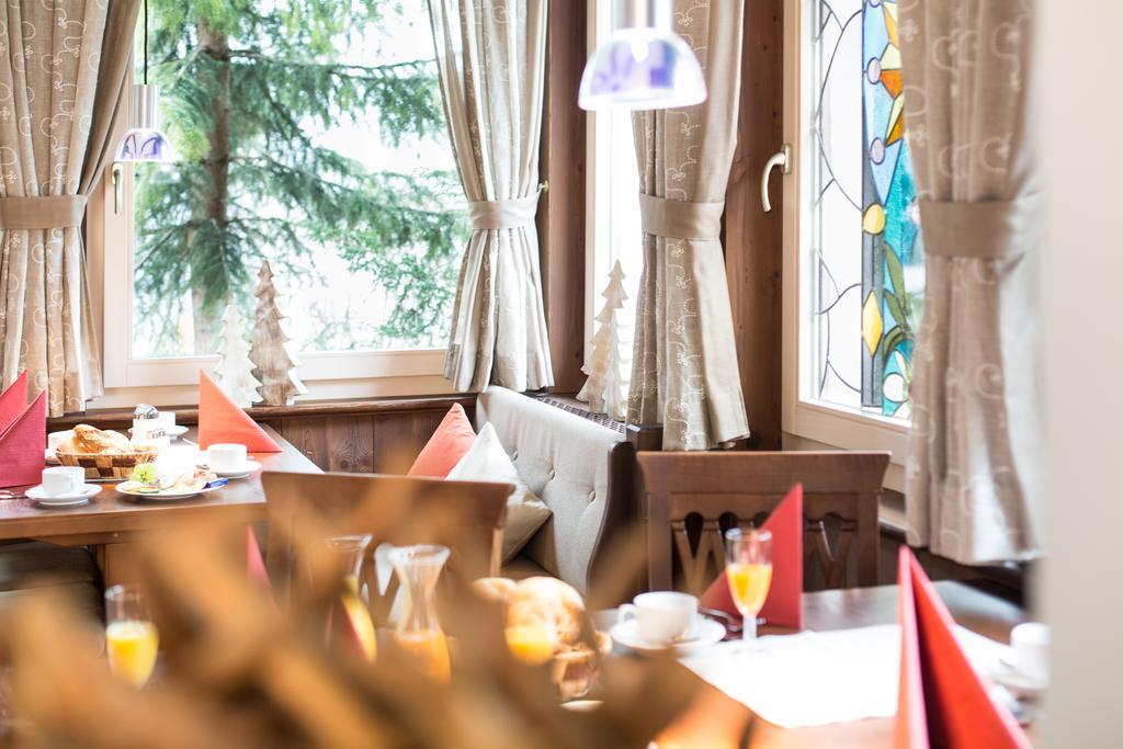 Hotel Garni Caroline Ischgl Phòng bức ảnh