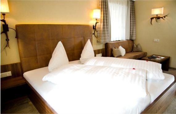 Hotel Garni Caroline Ischgl Ngoại thất bức ảnh