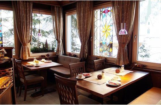 Hotel Garni Caroline Ischgl Ngoại thất bức ảnh