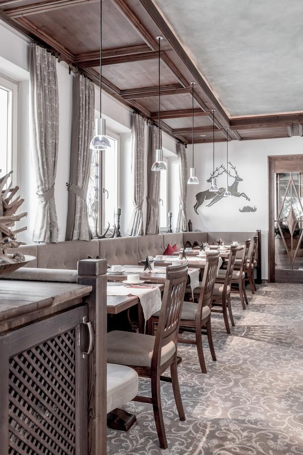 Hotel Garni Caroline Ischgl Ngoại thất bức ảnh