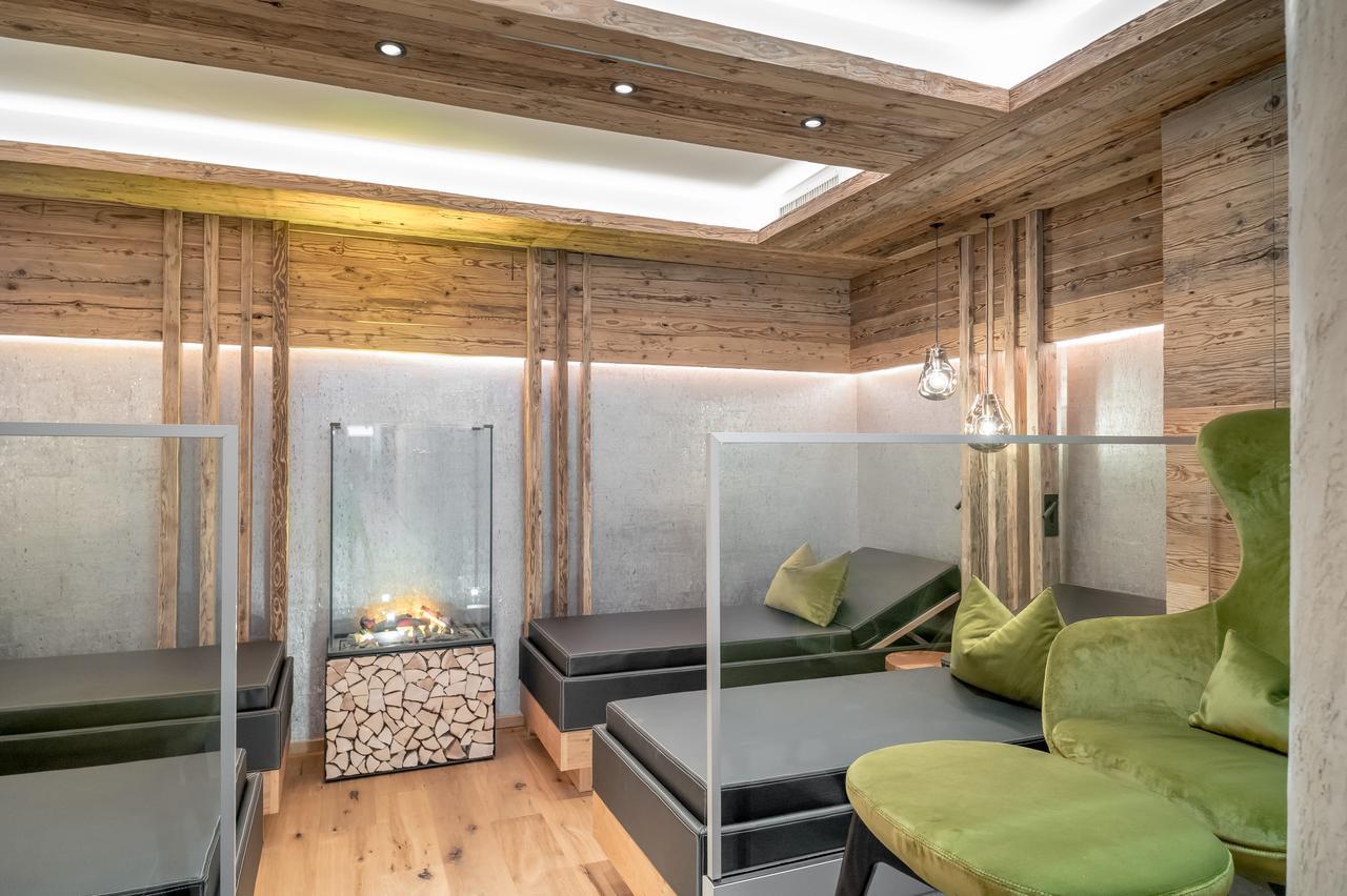 Hotel Garni Caroline Ischgl Ngoại thất bức ảnh